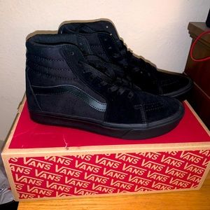 All black high top vans “ComfyCrush sk8-hi” size 9